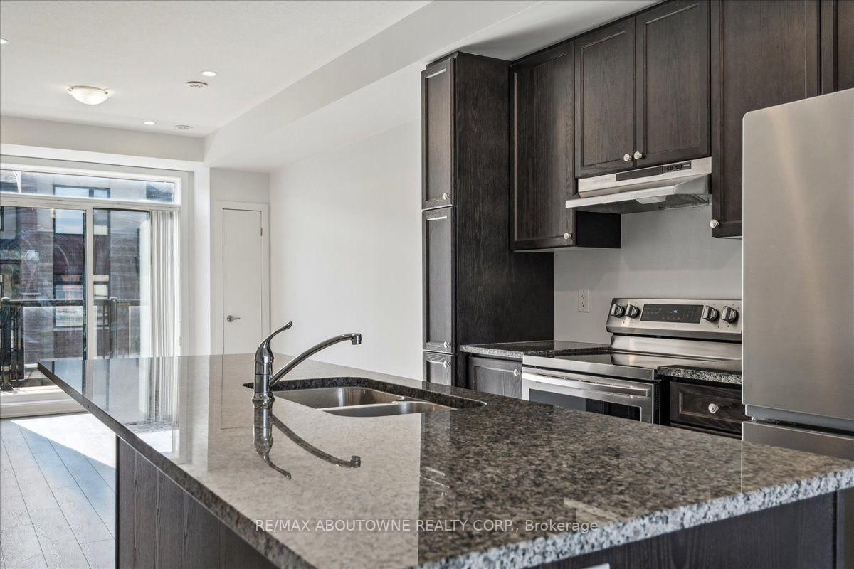 590 North Service Road • #31 • Hamilton, ON photo 19
