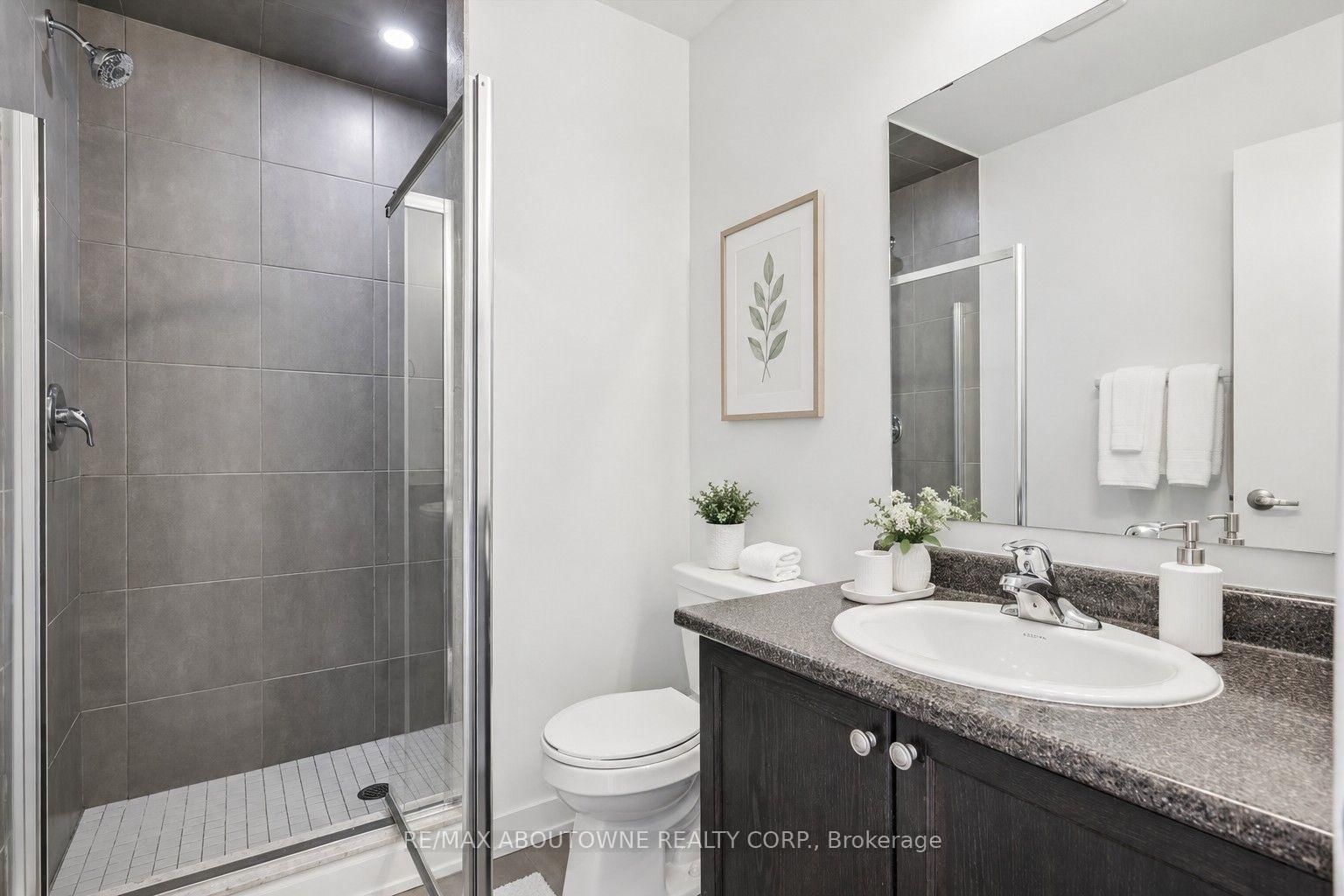 590 North Service Road • #31 • Hamilton, ON photo 39