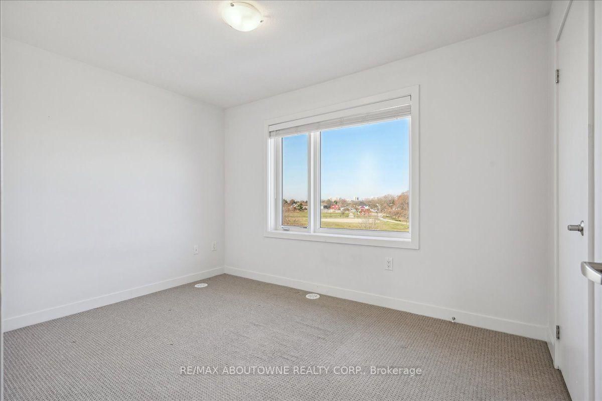 590 North Service Road • #31 • Hamilton, ON photo 40