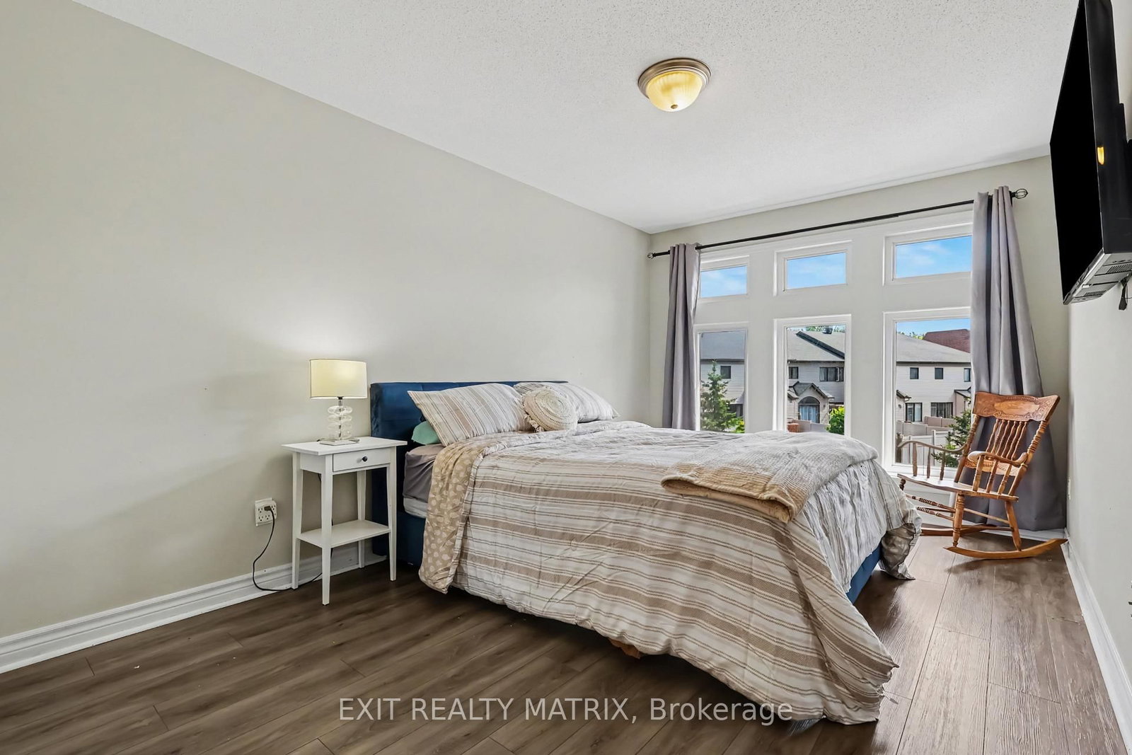 749 Morningstar Way • Ottawa, ON photo 20