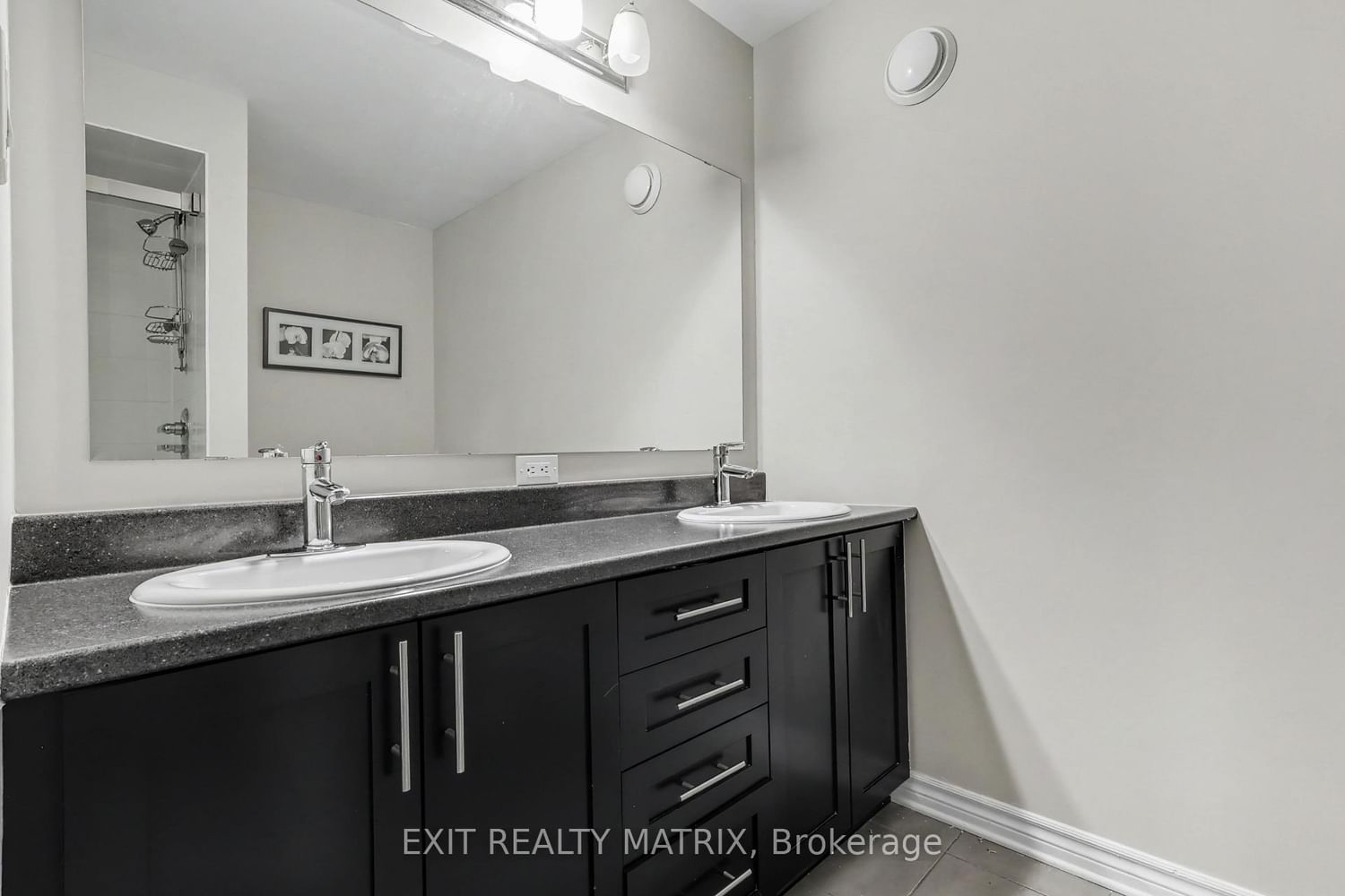 749 Morningstar Way • Ottawa, ON photo 21