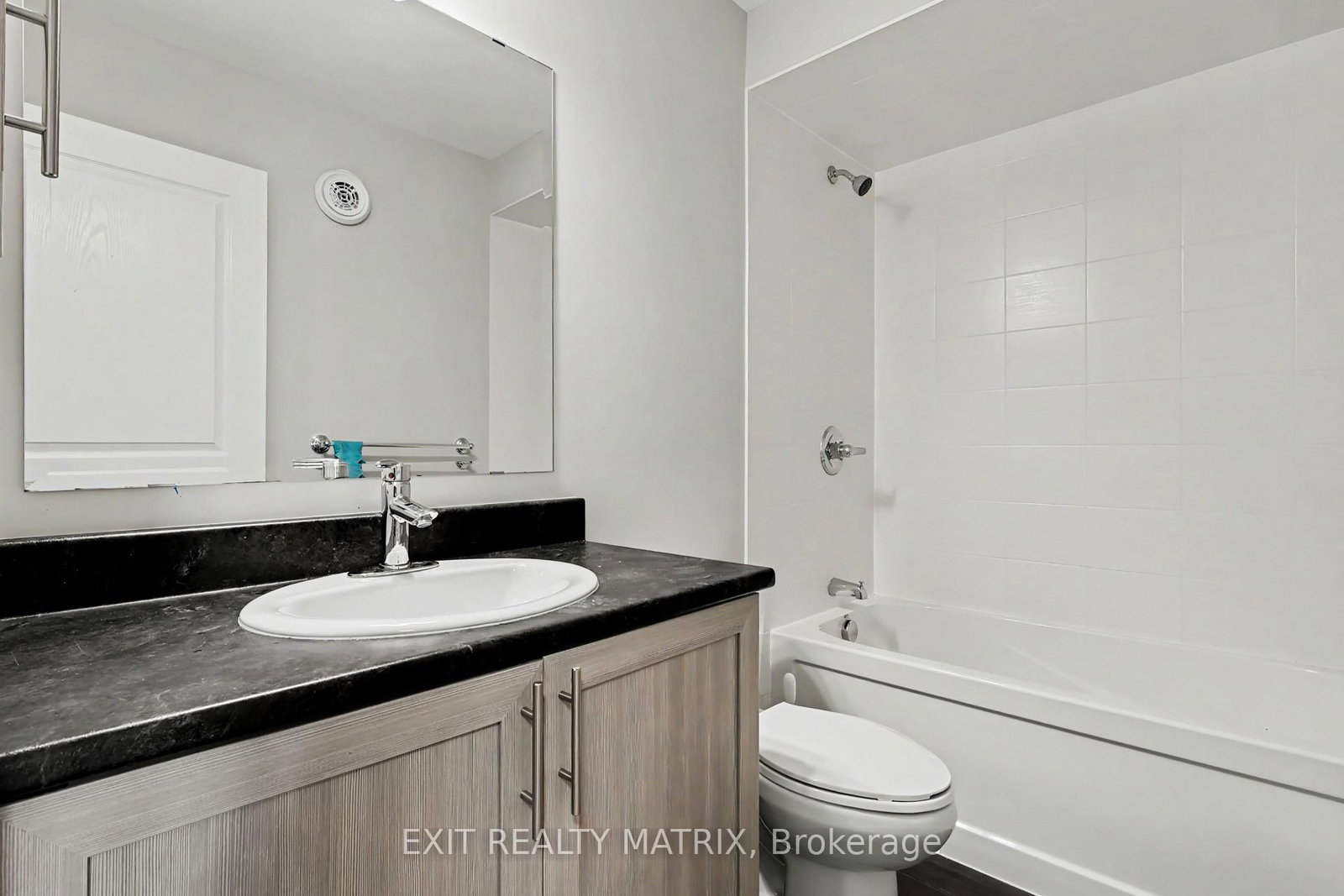 749 Morningstar Way • Ottawa, ON photo 24