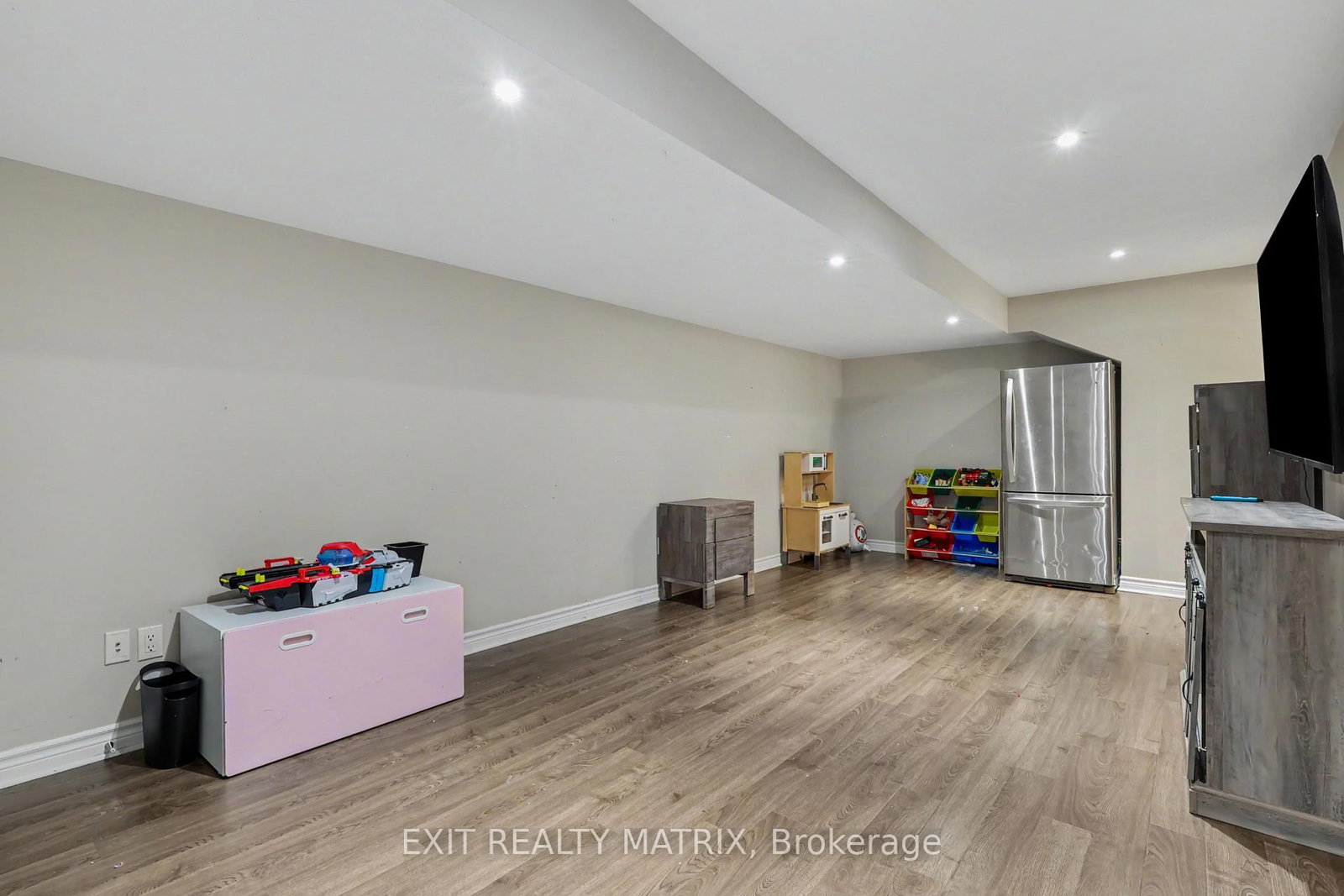 749 Morningstar Way • Ottawa, ON photo 26