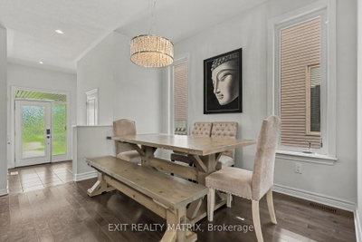 749 Morningstar Way • Ottawa, ON photo 4