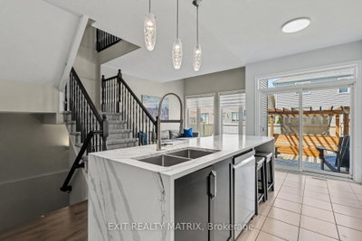 749 Morningstar Way • Ottawa, ON photo 9