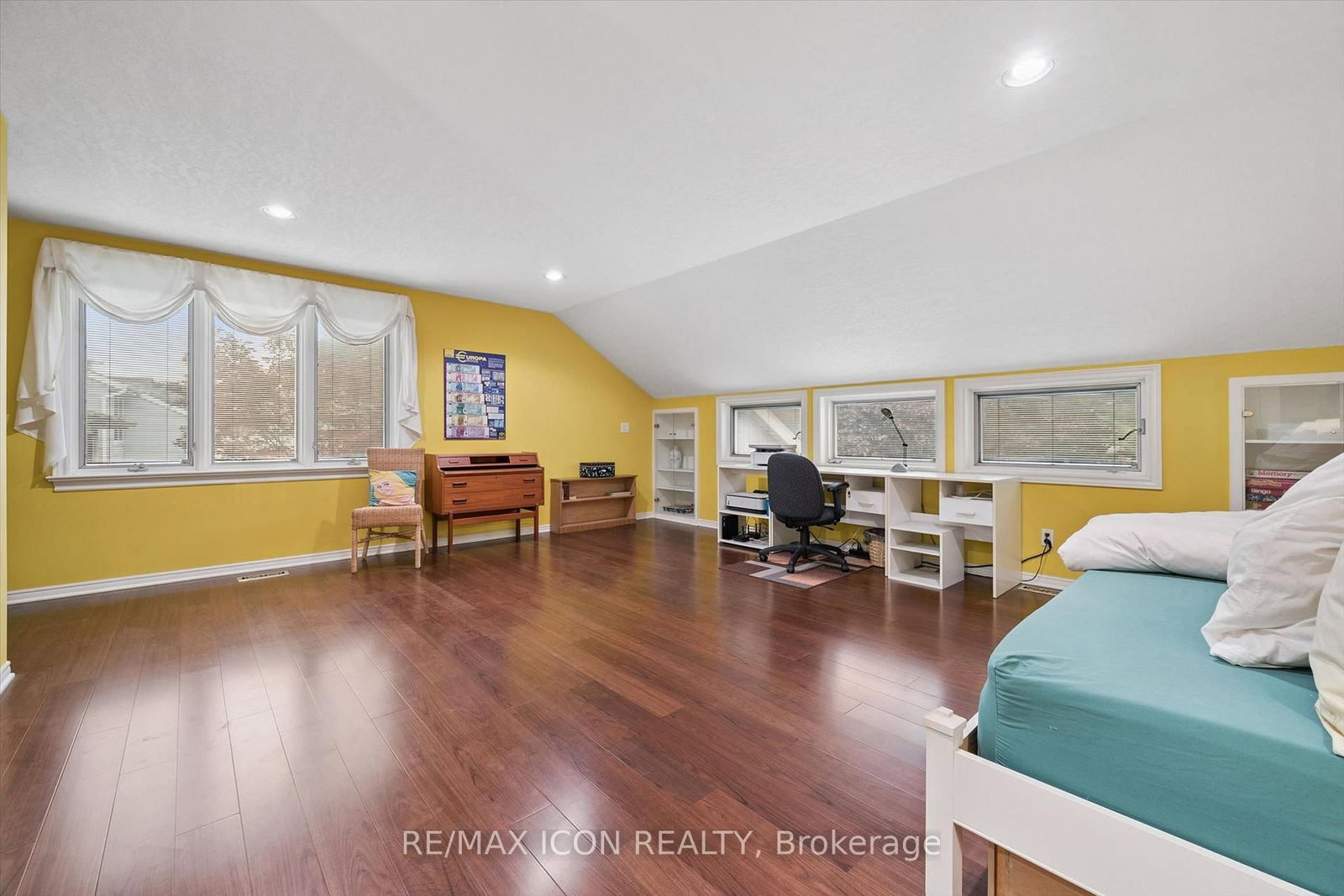 30 Shuh Avenue • Kitchener, ON photo 25