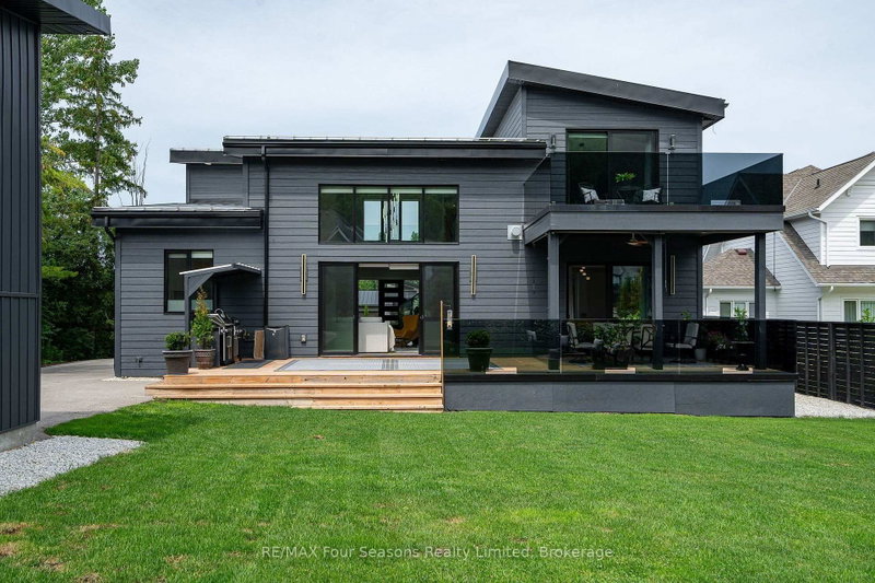 118 Barton Boulevard