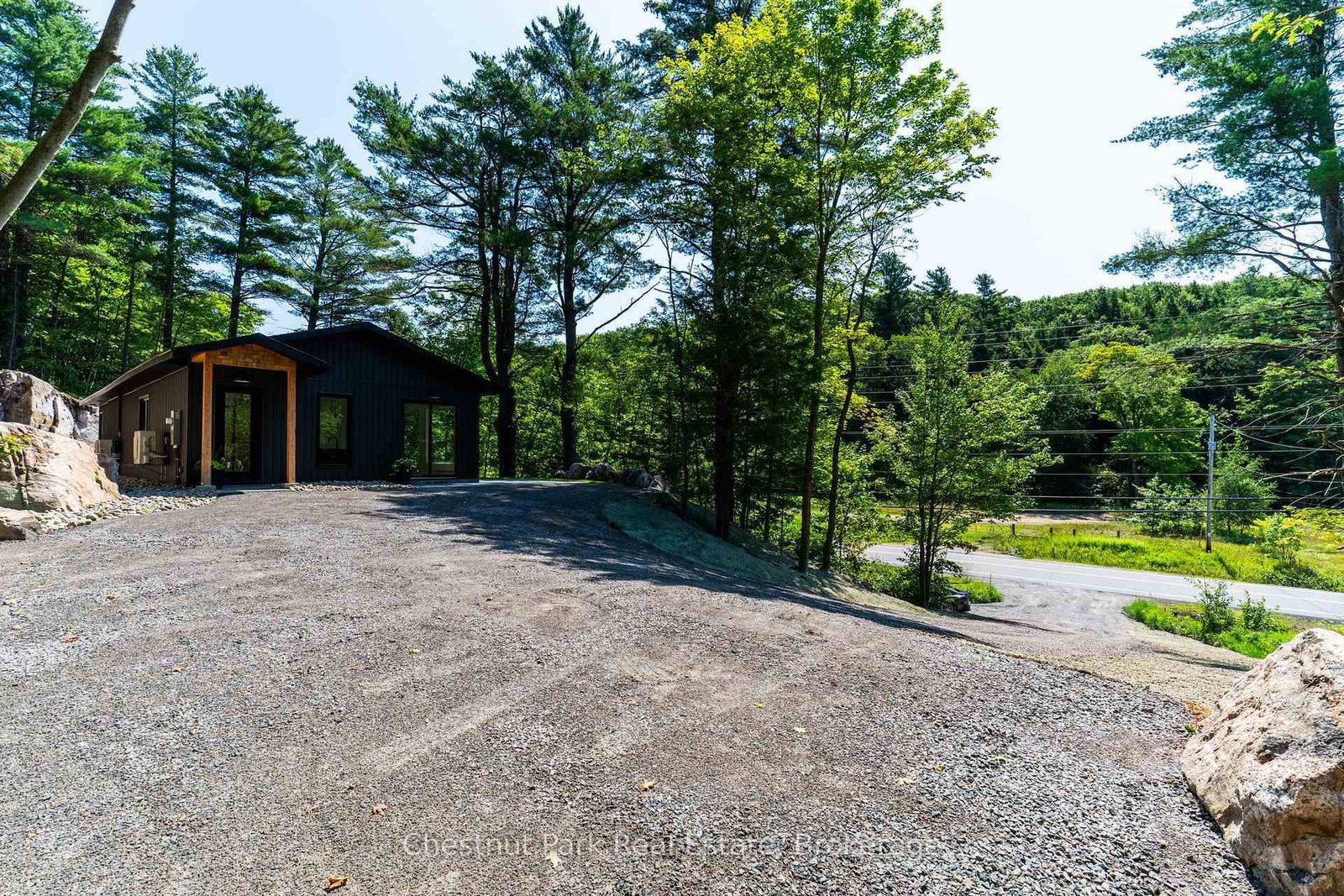1510 Highway 141 • Huntsville, ON photo 24