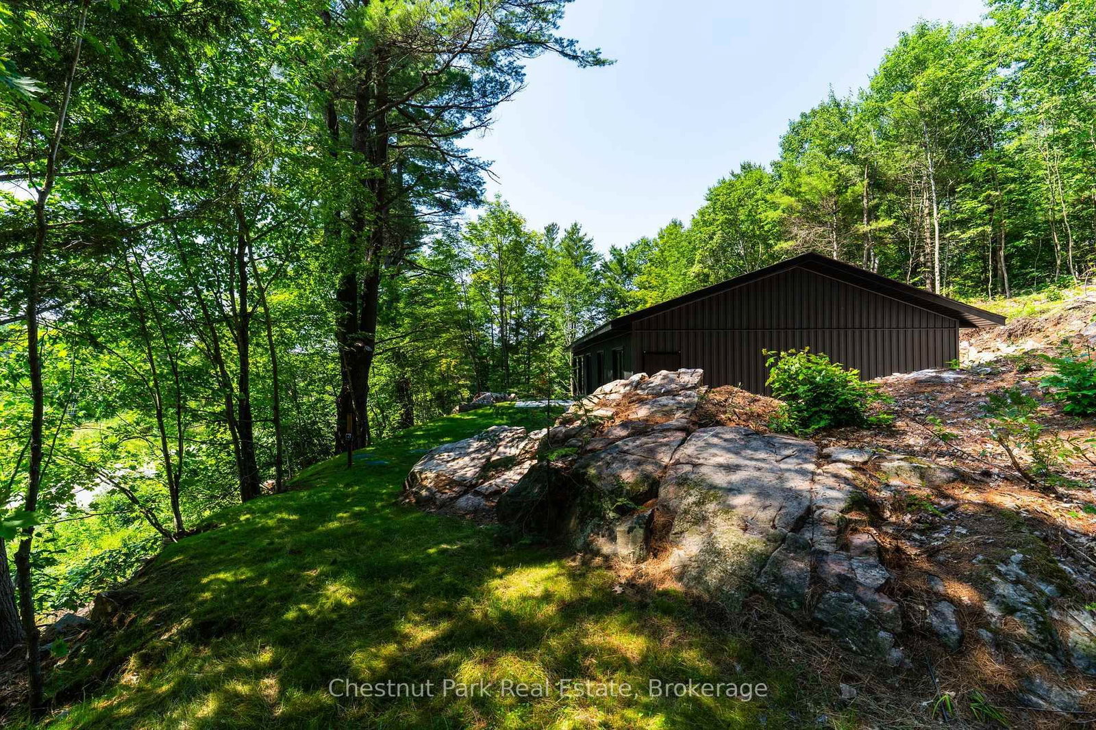 1510 Highway 141 • Huntsville, ON photo 25