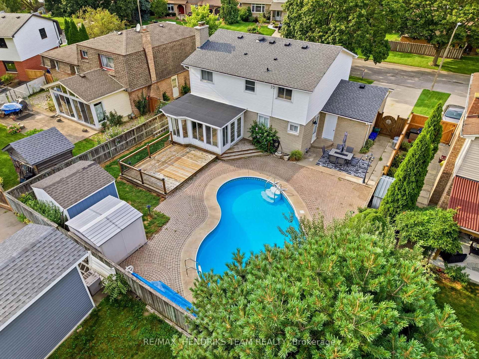 4 Royal Orchard Crescent • St. Catharines, ON photo 38