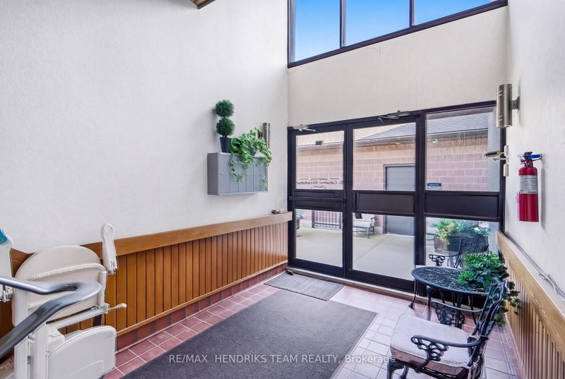 2B - 320 Vine Street