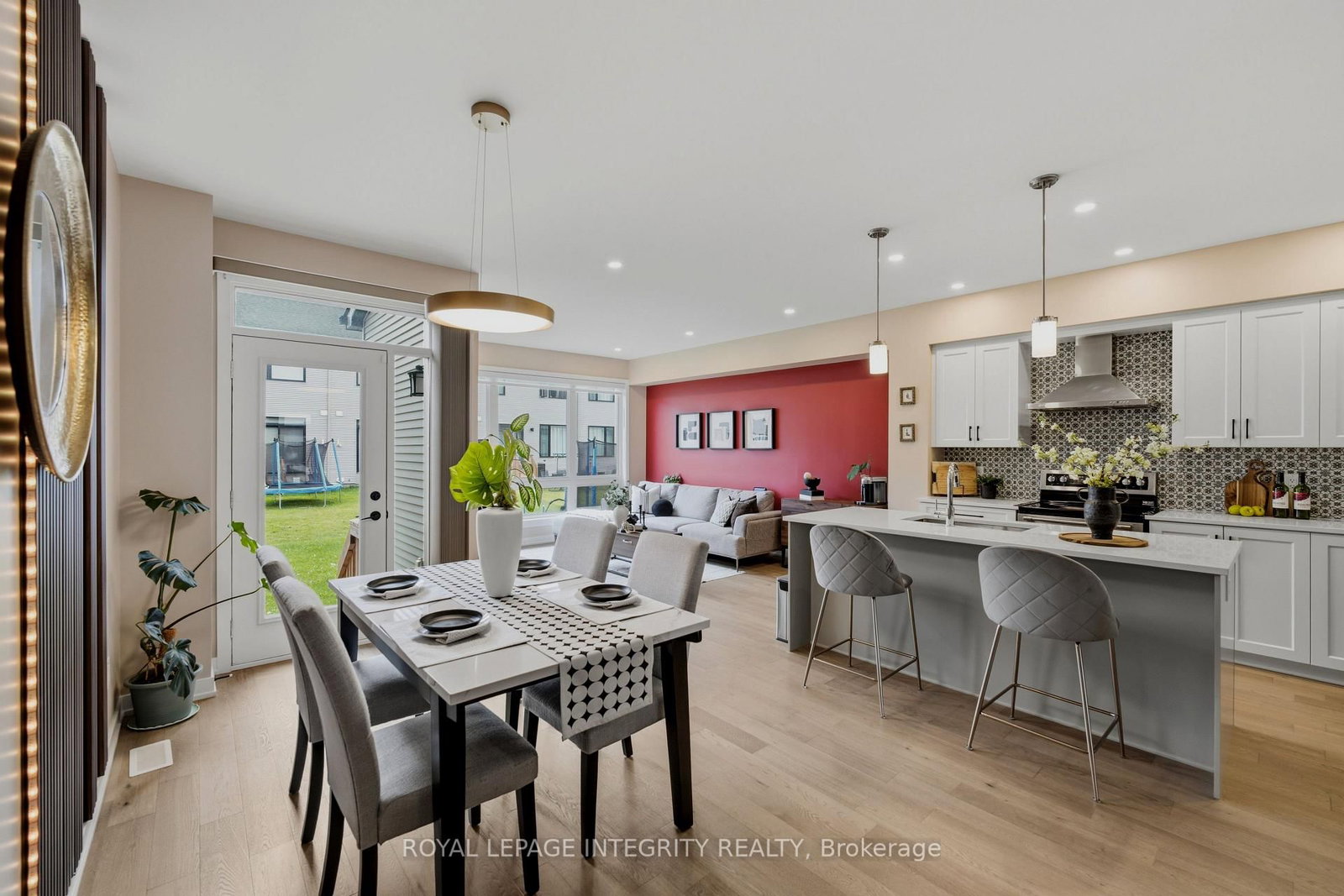 86 Ploughshare Road • Kanata, ON photo 8