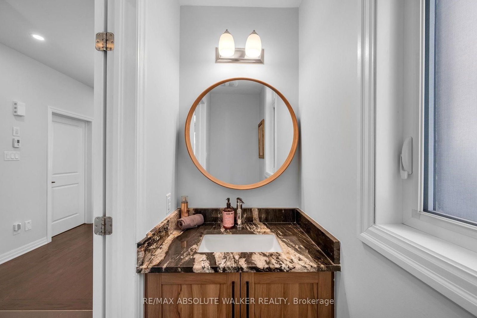 323 Lysander Place • Ottawa, ON photo 21