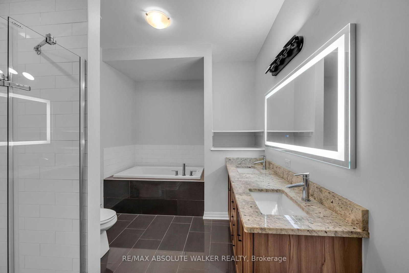 323 Lysander Place • Ottawa, ON photo 25