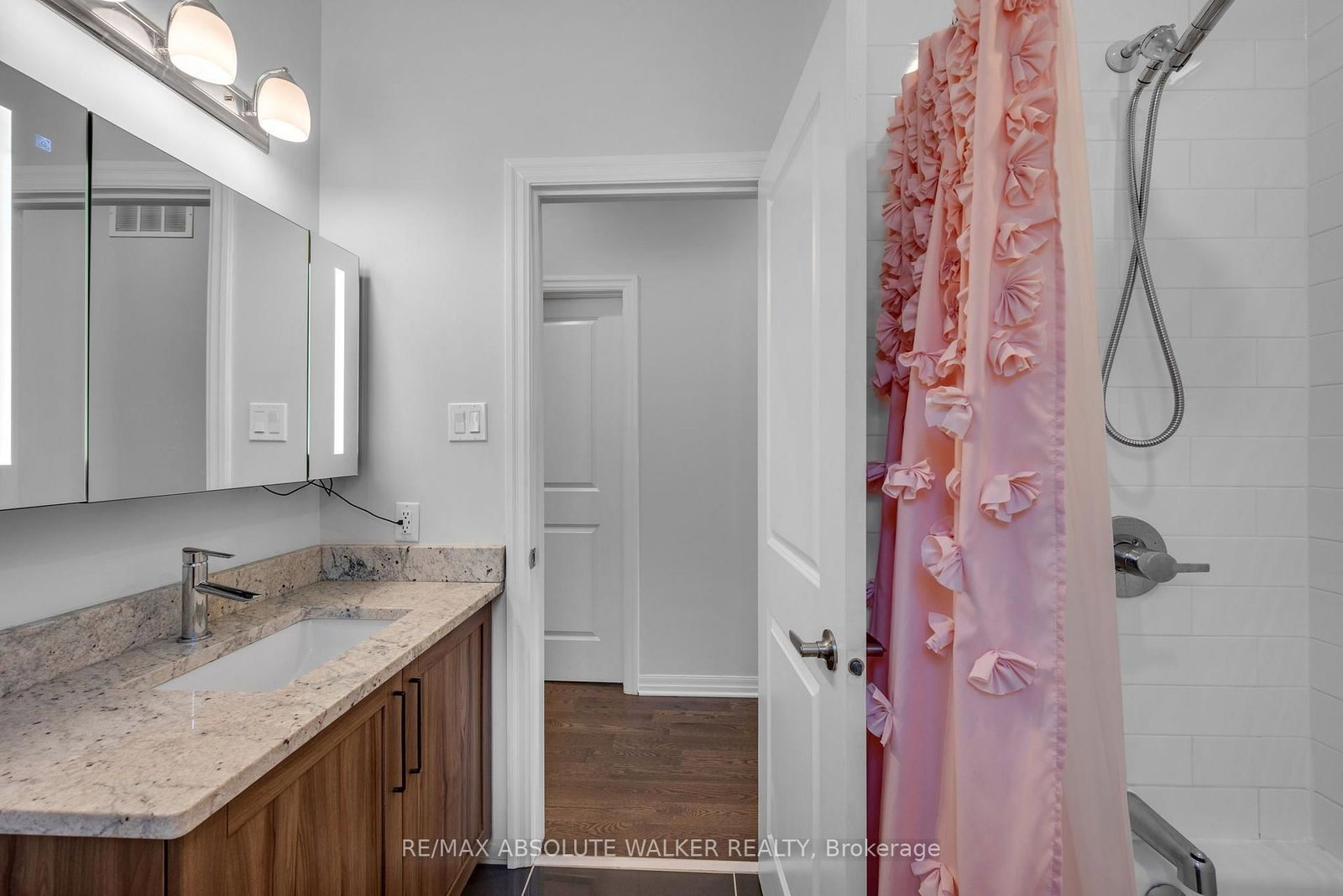 323 Lysander Place • Ottawa, ON photo 34
