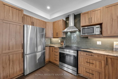 323 Lysander Place • Ottawa, ON photo 9