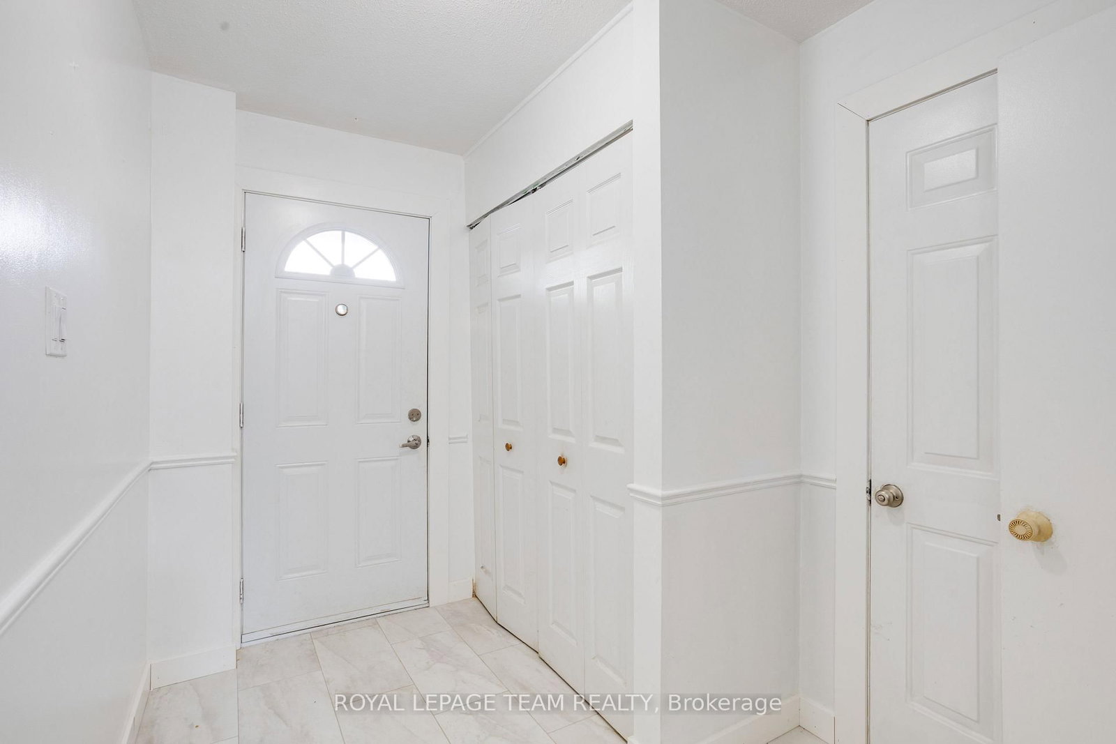 2669 Southvale Crescent • #52 • Ottawa, ON photo 3