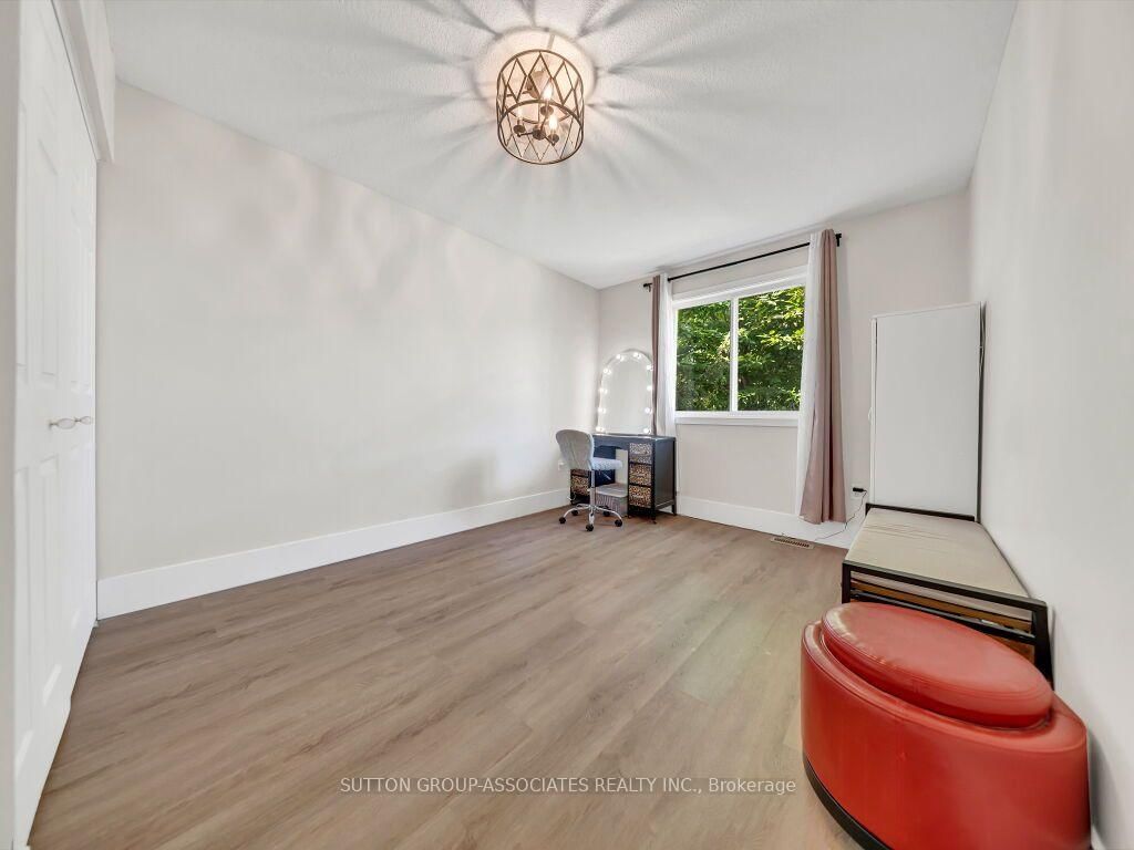 396 Grange Road • Guelph, ON photo 18