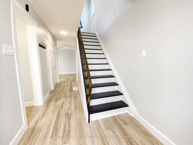 6 - 837 Eastvale Drive