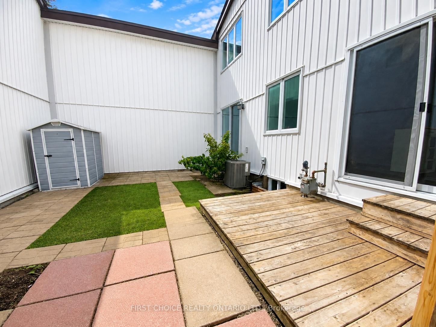 837 Eastvale Drive • #6 • Ottawa, ON photo 25