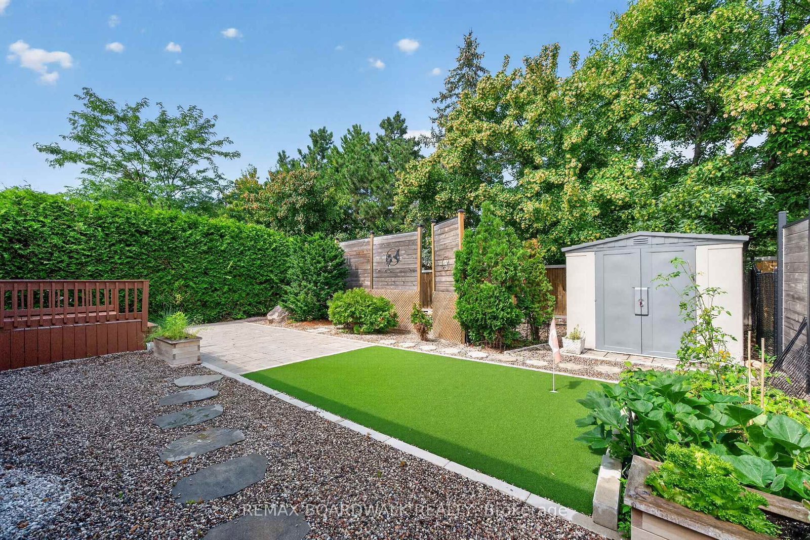 22 Burnstead Crescent • Ottawa, ON photo 34