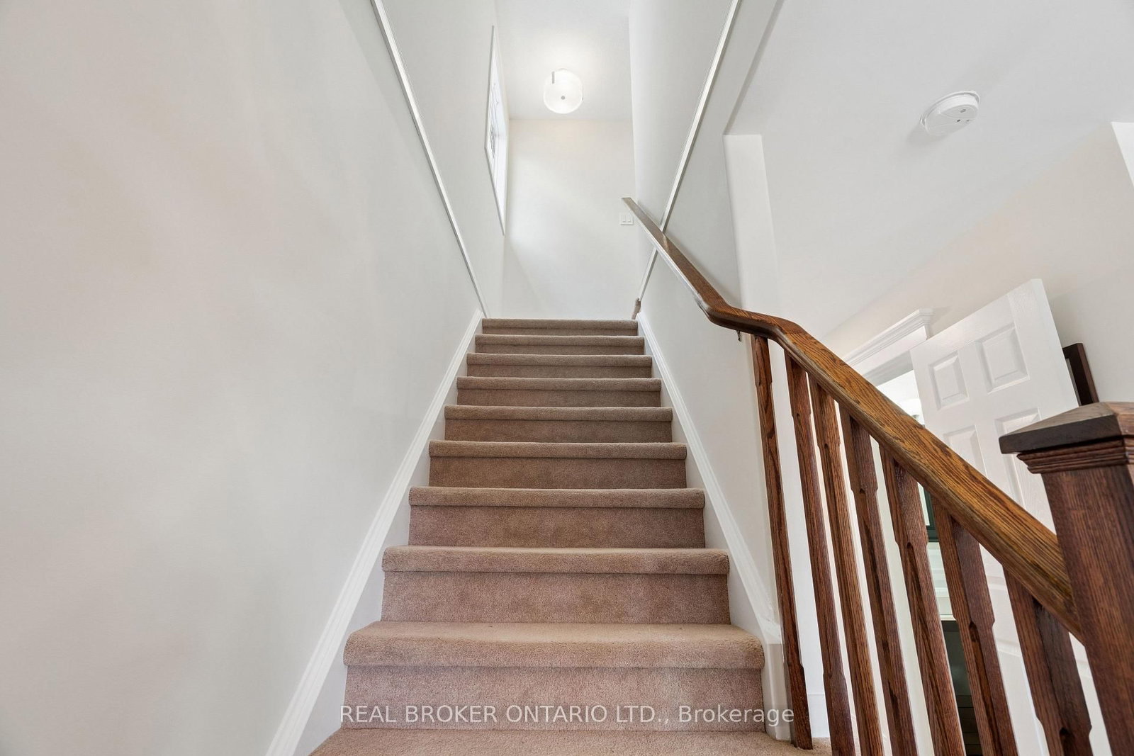 168 Hampson Crescent • Guelph/Eramosa, ON photo 18