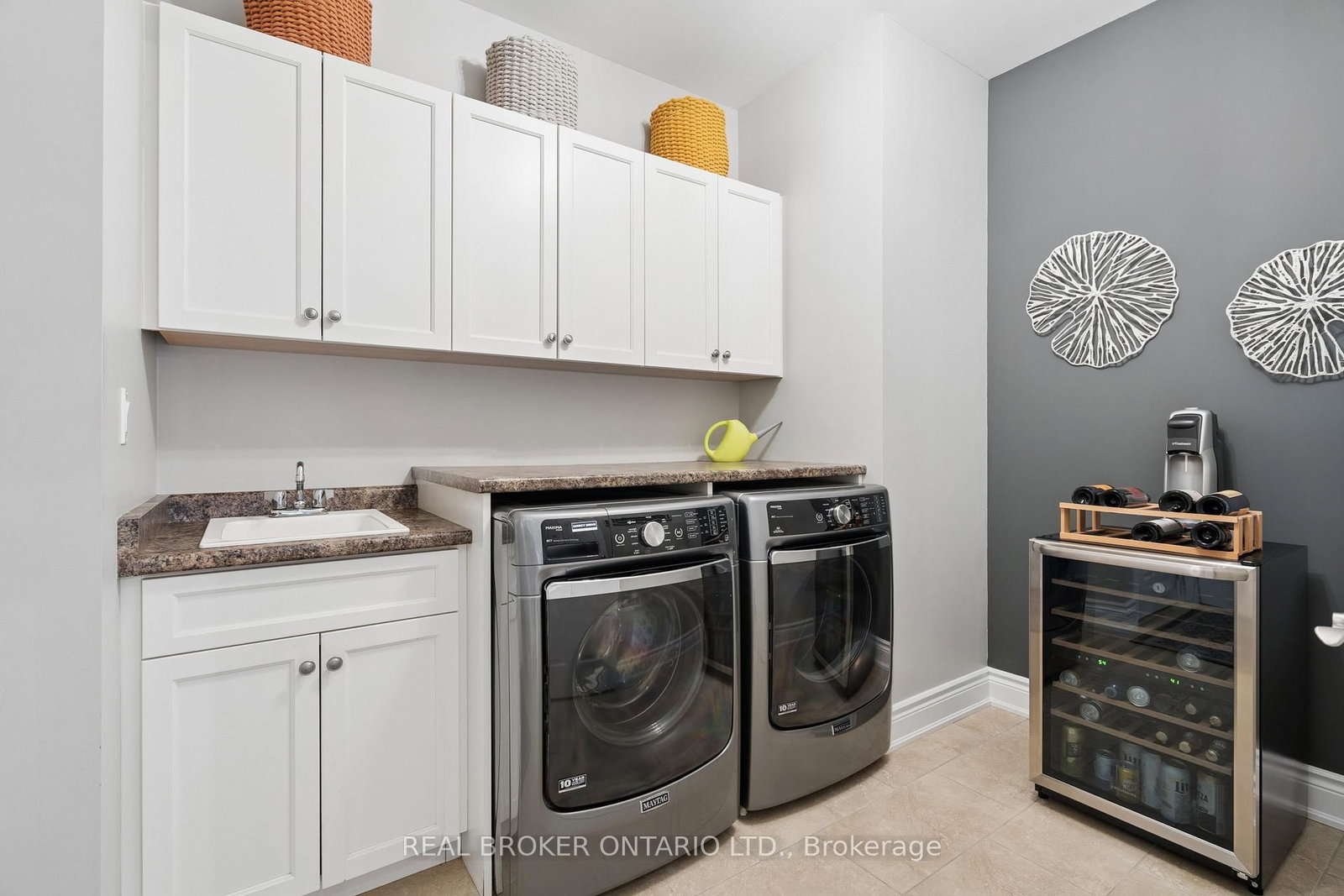 14 Chestnut Drive • Guelph/Eramosa, ON photo 11