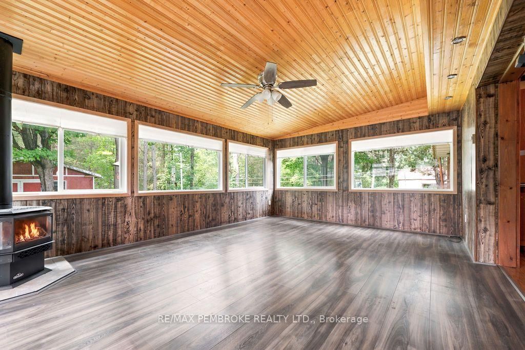 20 Meadowbrook Drive • Pembroke, ON photo 20