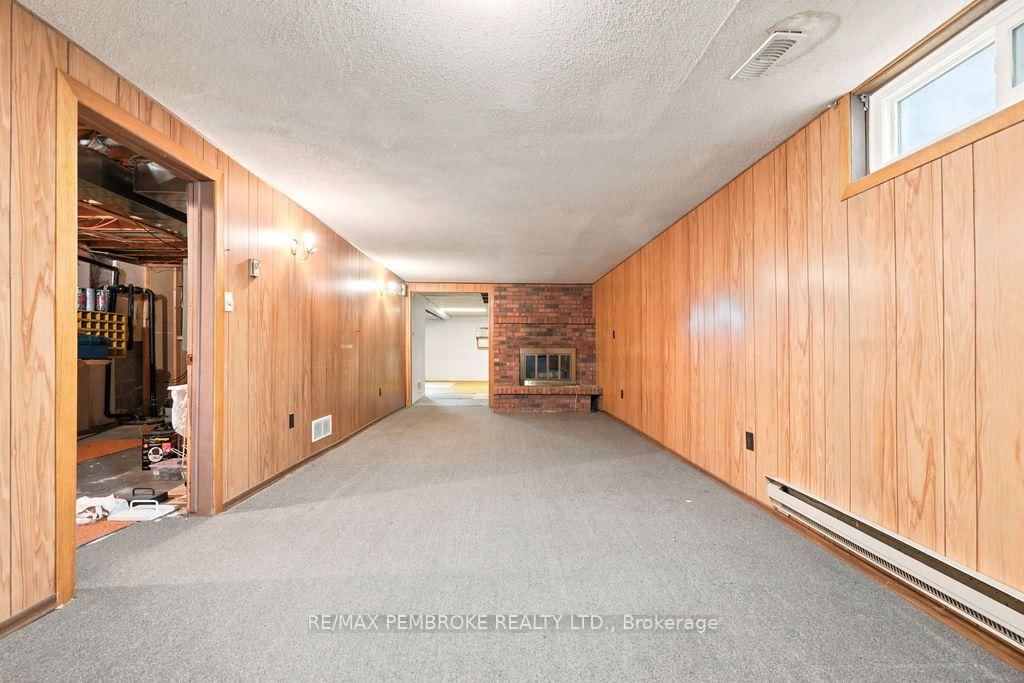 20 Meadowbrook Drive • Pembroke, ON photo 28