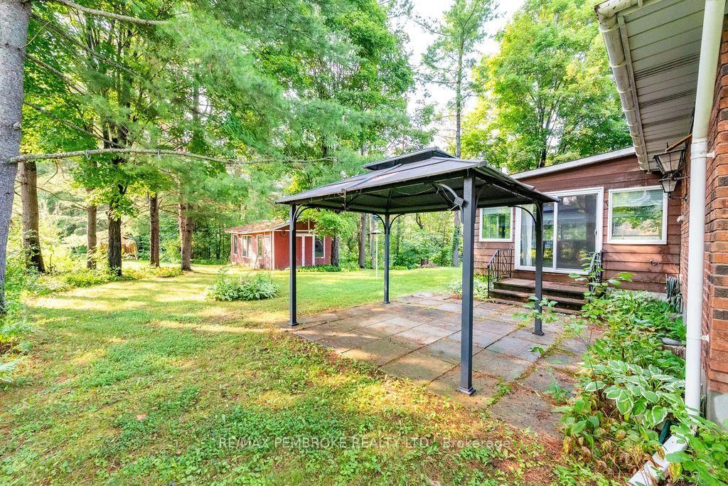 20 Meadowbrook Drive • Pembroke, ON photo 34