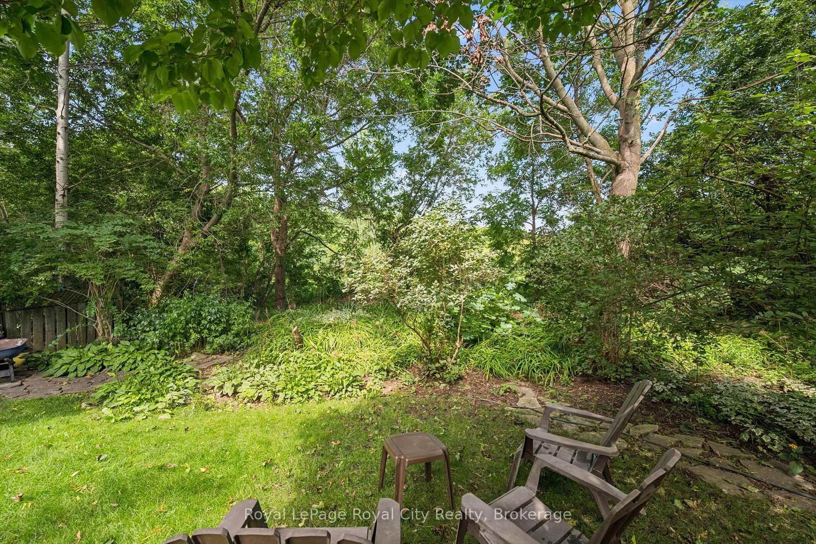 34 Pondview Crescent • Guelph, ON photo 25