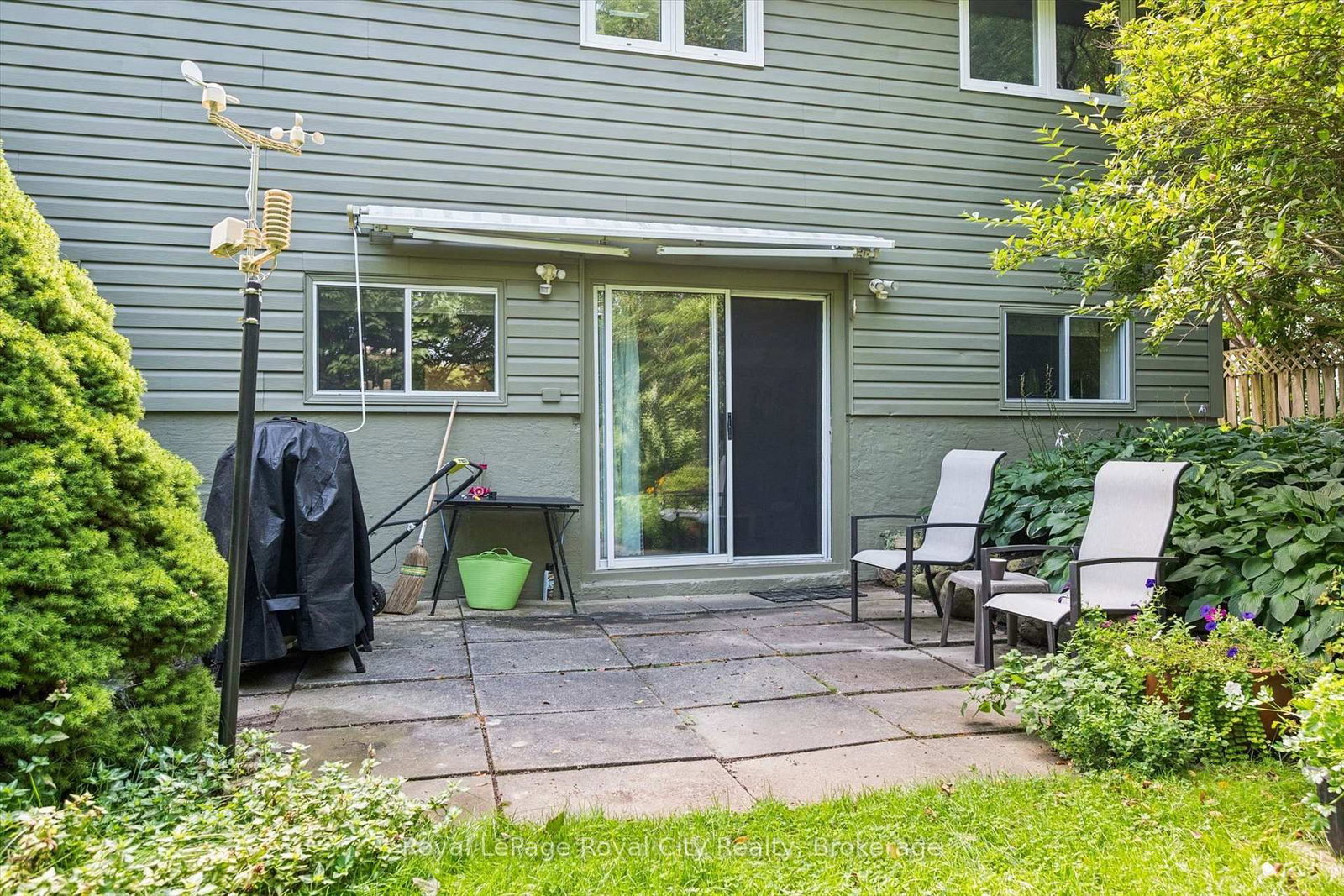 34 Pondview Crescent • Guelph, ON photo 27