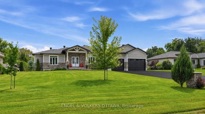 1914 Cedarlakes Way • Ottawa, ON photo 2