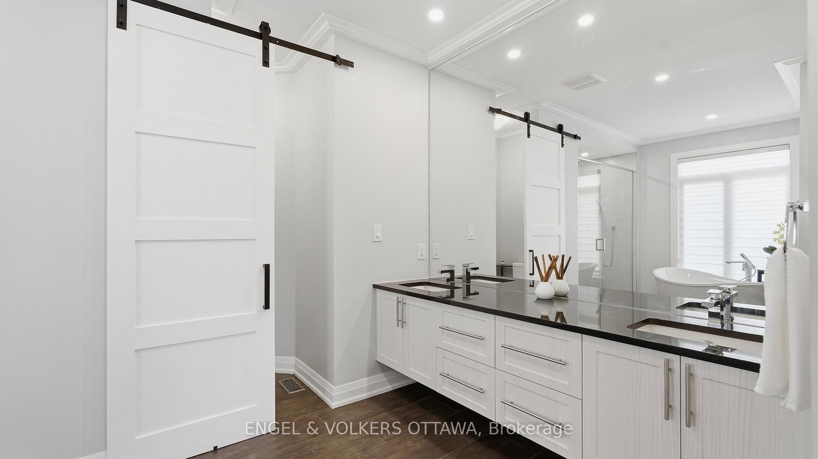1914 Cedarlakes Way • Ottawa, ON photo 24
