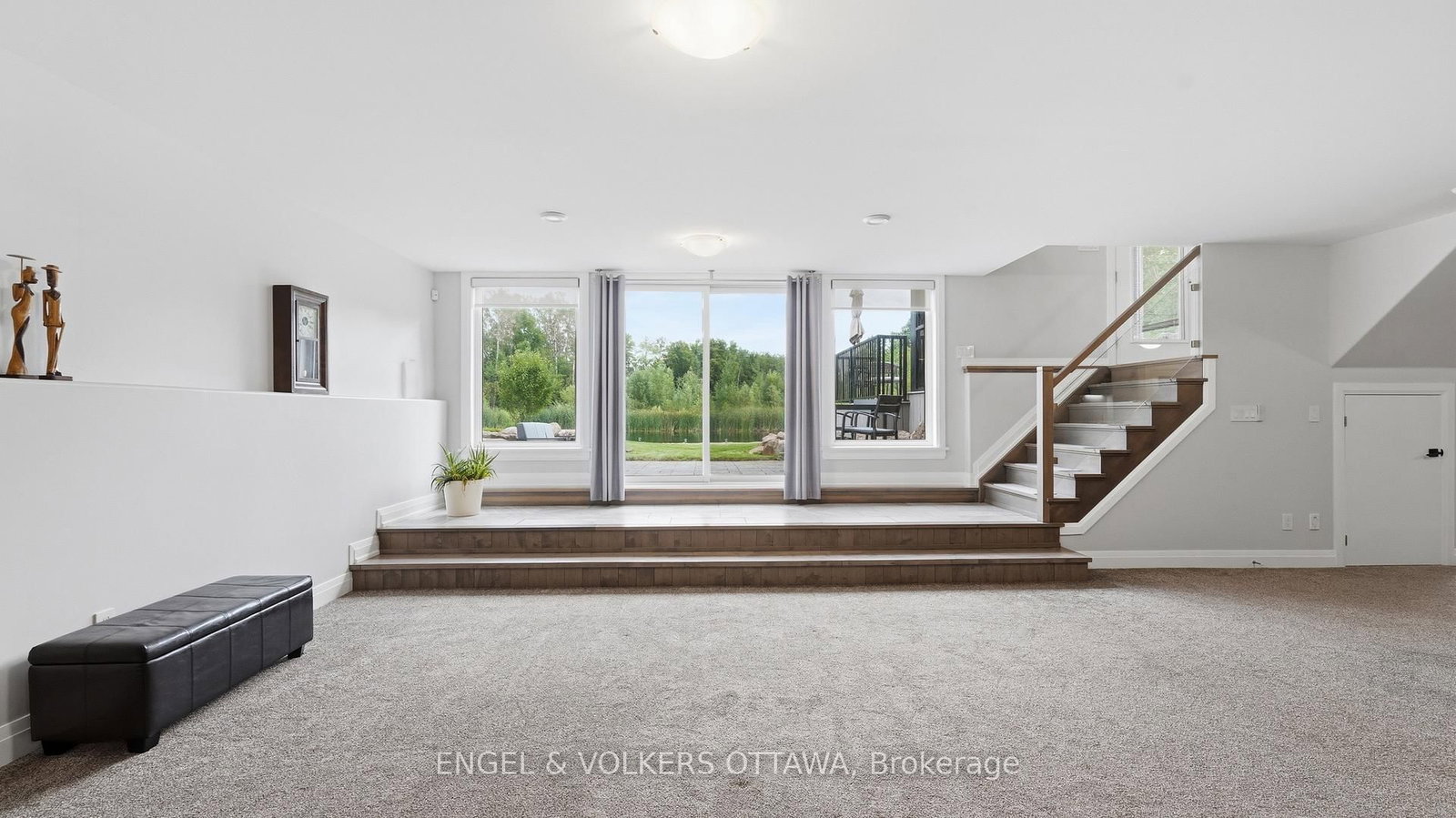 1914 Cedarlakes Way • Ottawa, ON photo 26