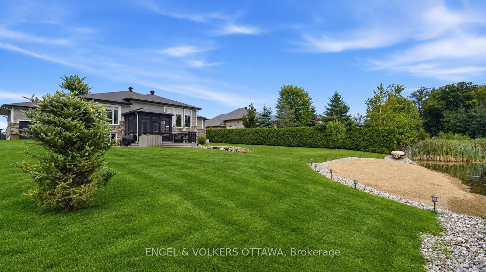 1914 Cedarlakes Way • Ottawa, ON photo 40