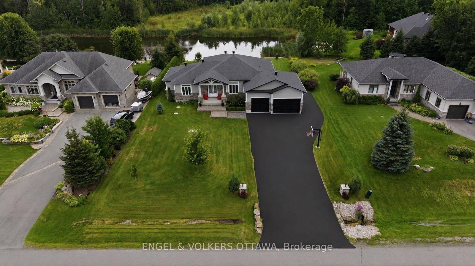 1914 Cedarlakes Way • Ottawa, ON photo 41