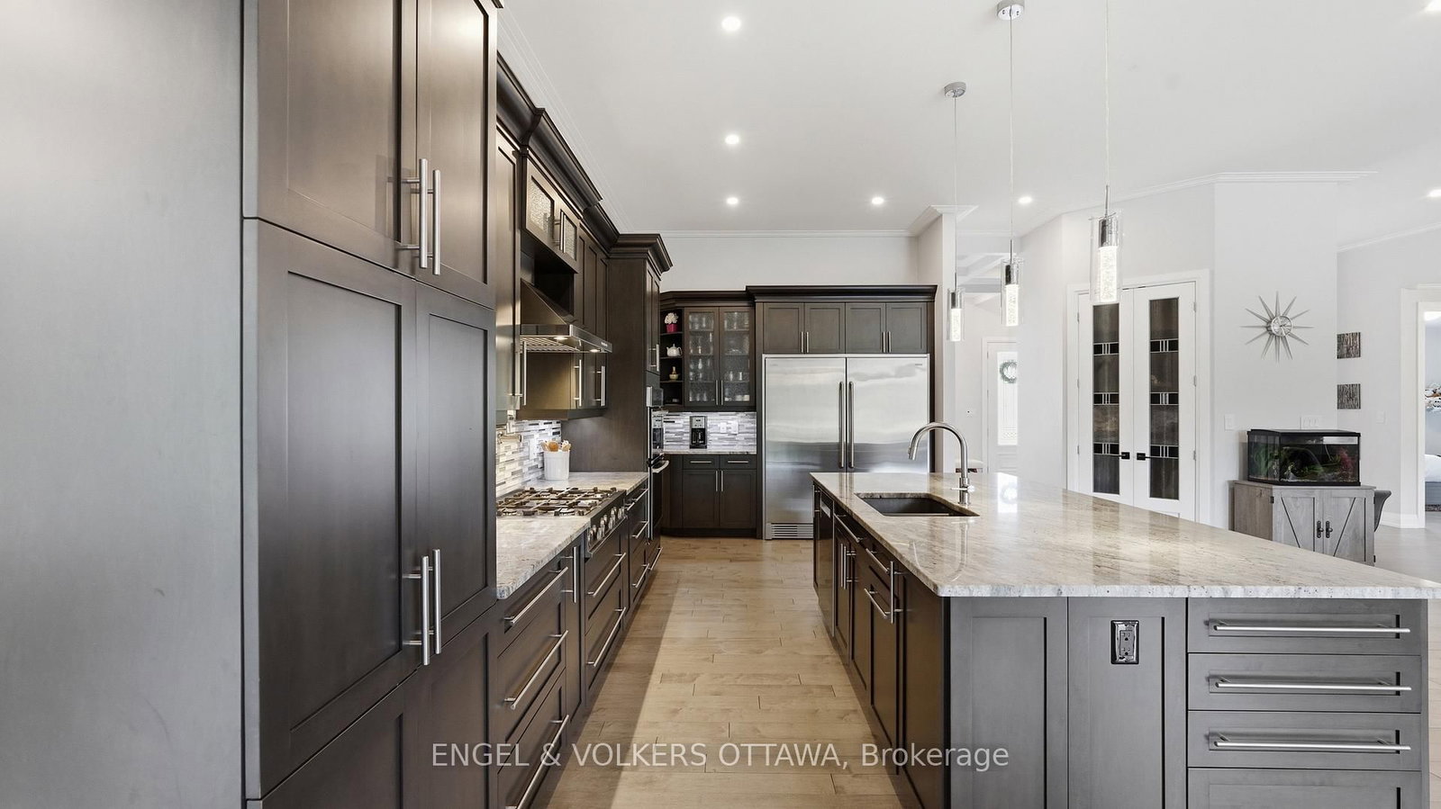 1914 Cedarlakes Way • Ottawa, ON photo 9
