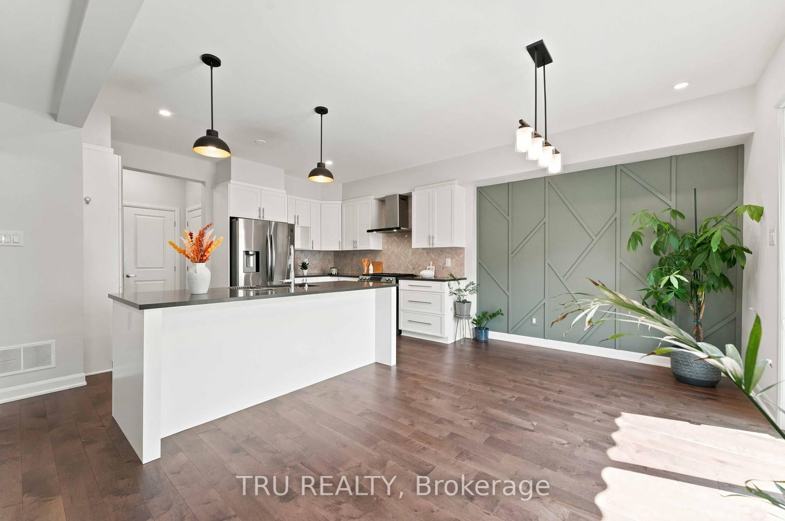 603 Winterset Road • Ottawa, ON photo 18