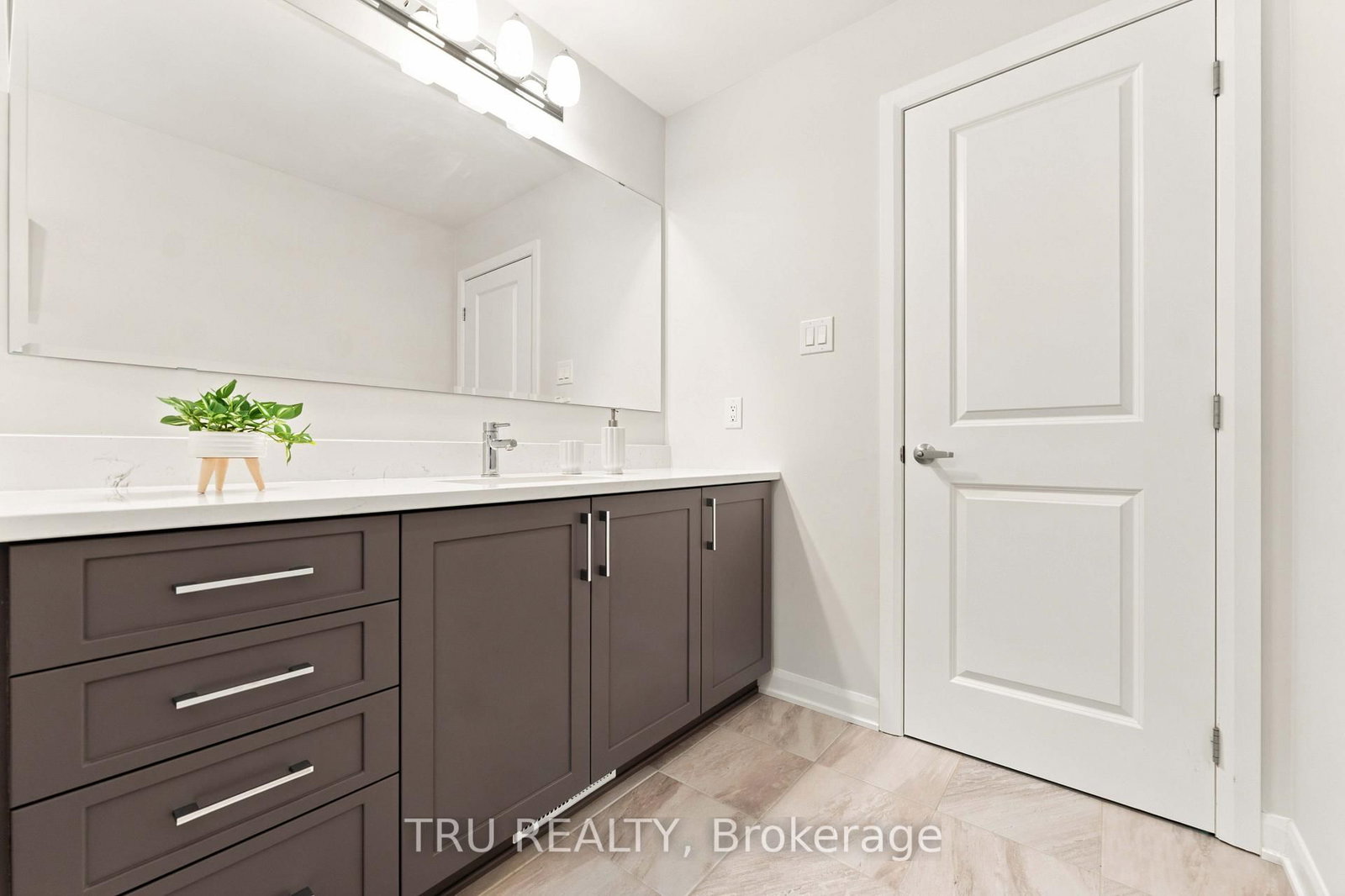 603 Winterset Road • Ottawa, ON photo 26