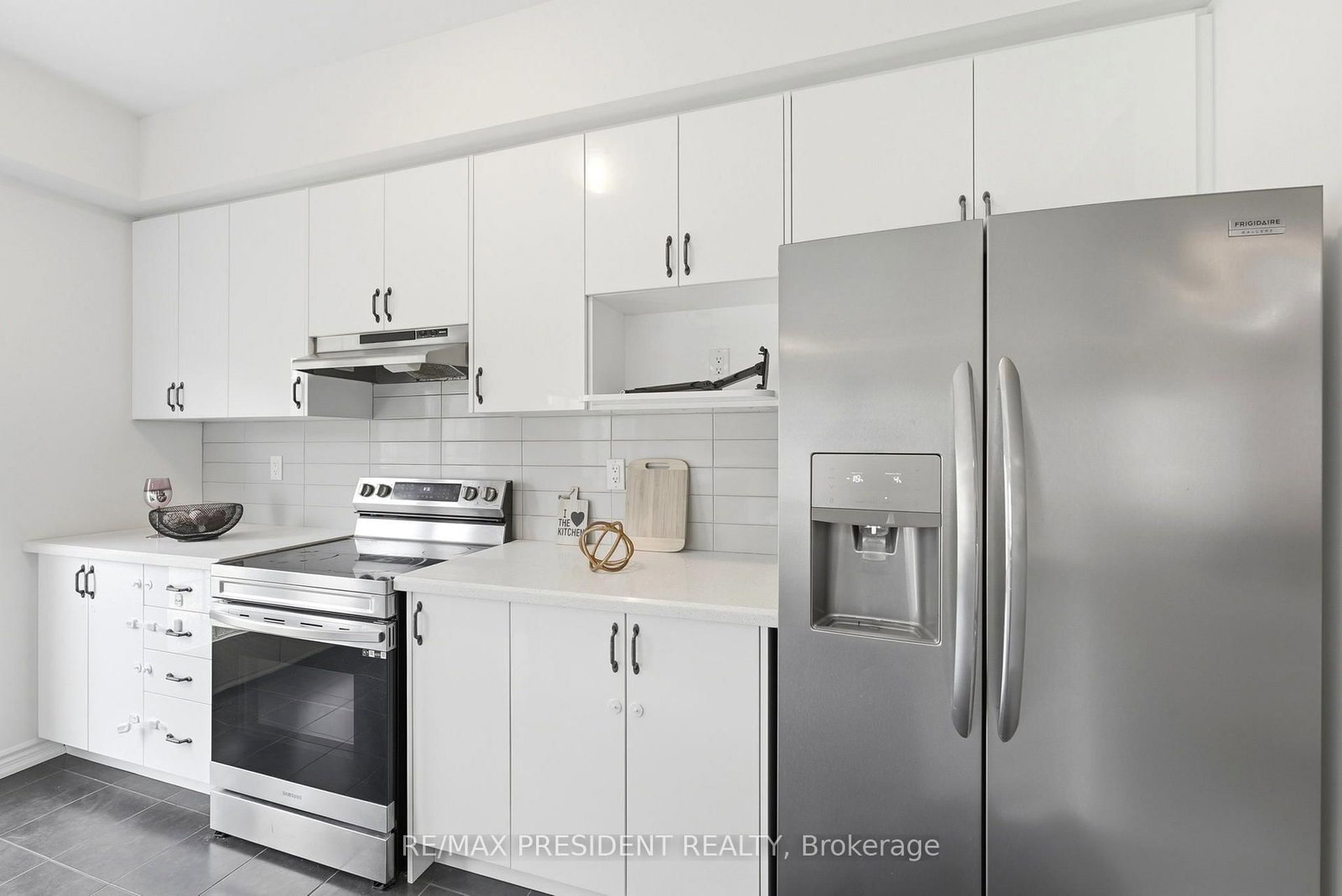 10 Poole Street • Brantford, ON photo 12