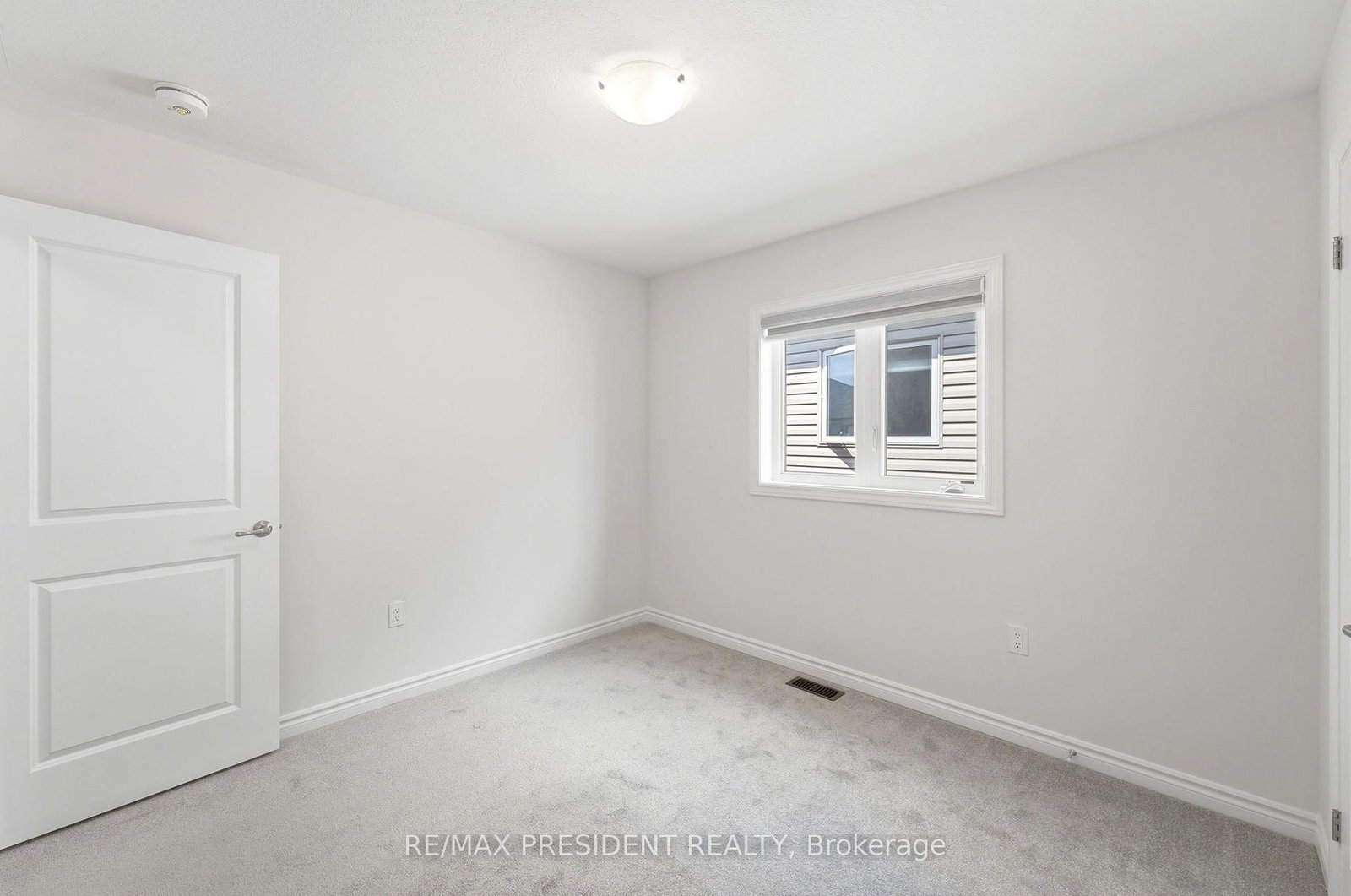 10 Poole Street • Brantford, ON photo 36