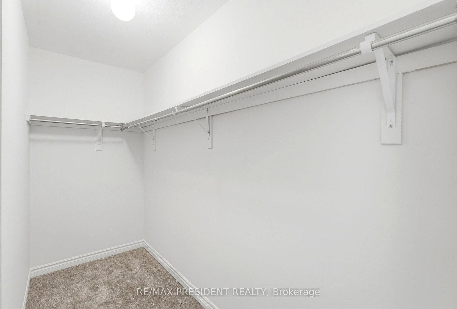 10 Poole Street • Brantford, ON photo 38
