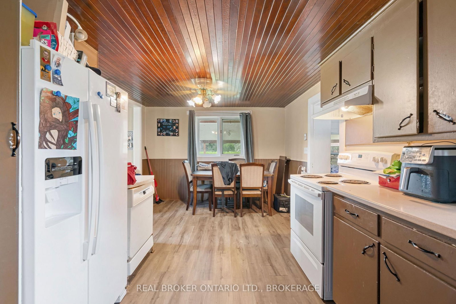 15631 Manning Road • South Stormont, ON photo 8