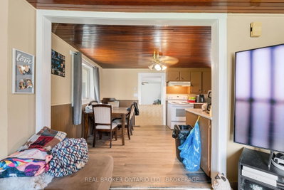 15631 Manning Road • South Stormont, ON photo 9