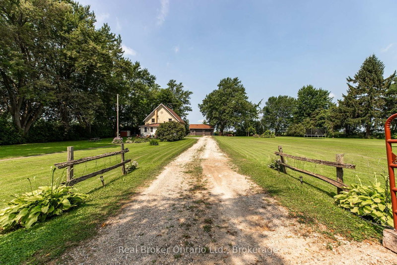 3047 Bruce 1 Road