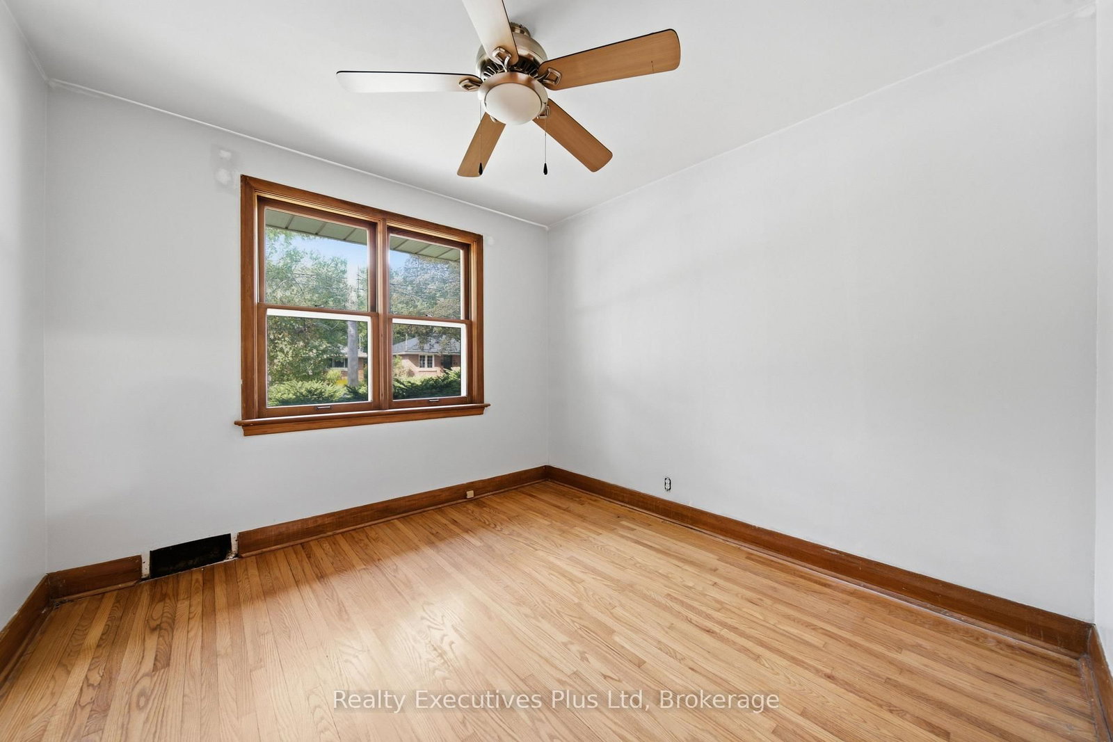 361 Metcalfe Street • Guelph, ON photo 11
