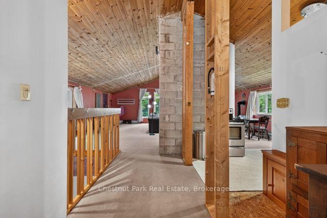 1039 South Waseosa Lake Road • Huntsville, ON photo 10