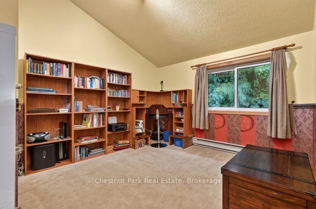 1039 South Waseosa Lake Road • Huntsville, ON photo 16