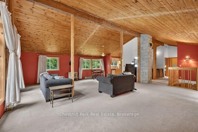1039 South Waseosa Lake Road • Huntsville, ON photo 4